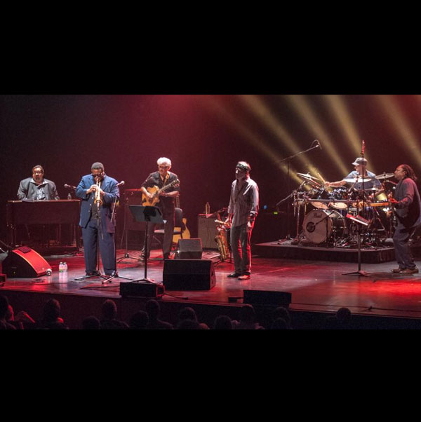 Miles Smiles – Roney, DeFrancesco, Coryell, Margitza, Bailey, Hakim 09/10/2012 21.00