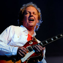 Lee Ritenour 11/05/2013 23.30