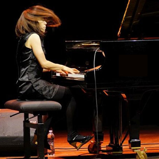 Yamanaka Electric Female Trio “The Spheres” 07/04/2019 21.00