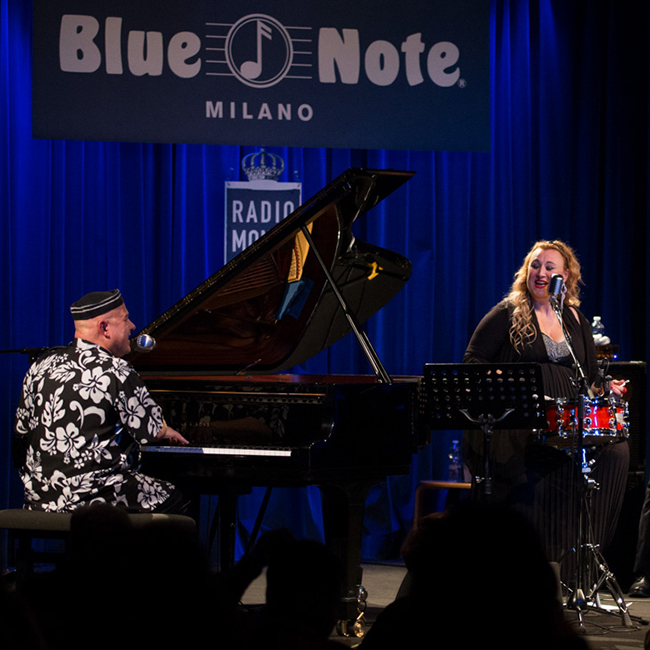 Larry Franco & Dee Dee Joy – Unforgettable Christmas 01/12/2019 21.00